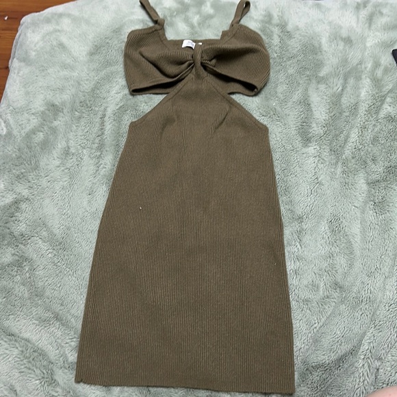 Green cutout Ardene dress size xs - Picture 1 of 1